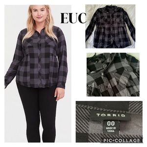 Black/Gray Emma Checkered Challis Top - Torrid
